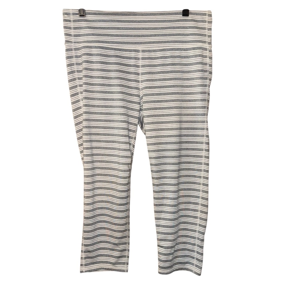 Athleta Chaturanga Capri Crop Leggings Heather Gray White Stripes XL 305922